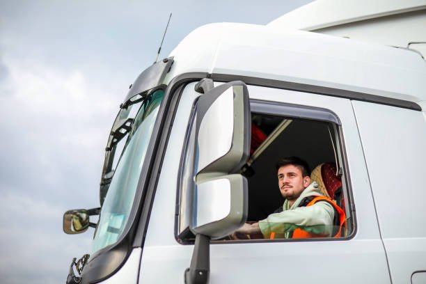 Employment Opportunity With Free Visa Sponsorship in Canada – Long Haul Truck Driver